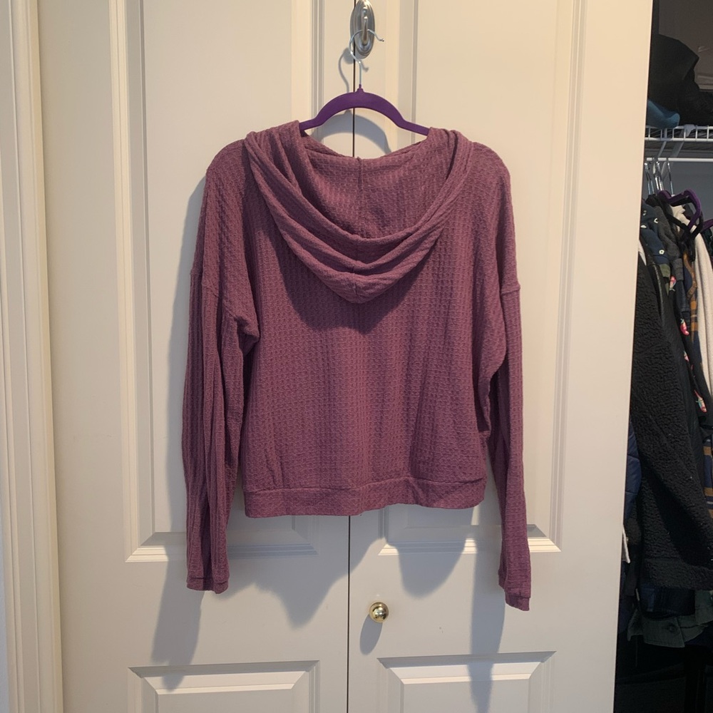 American Eagle Mauve Knit Cropped Hoodie - Picture 5 of 6